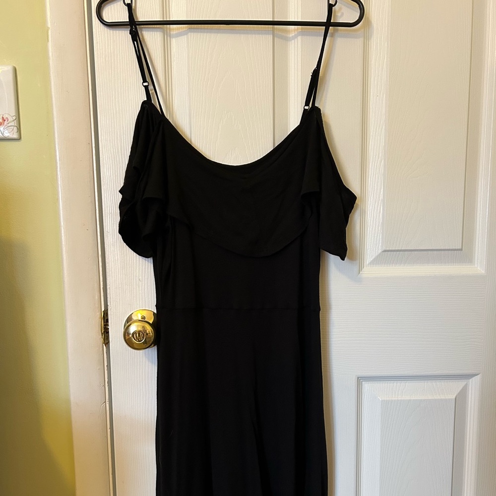 Adam Levine Black Off-The Shoulder Sleeveless Dress